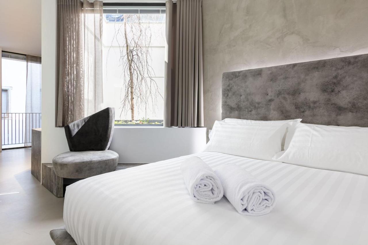 Domus Cavour Rooms&Suites Тирано Екстериор снимка