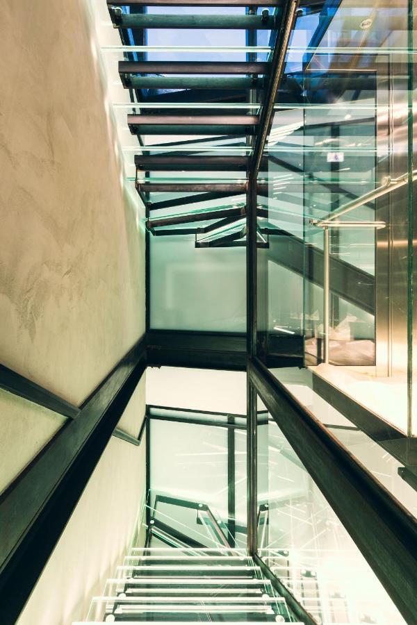 Domus Cavour Rooms&Suites Тирано Екстериор снимка