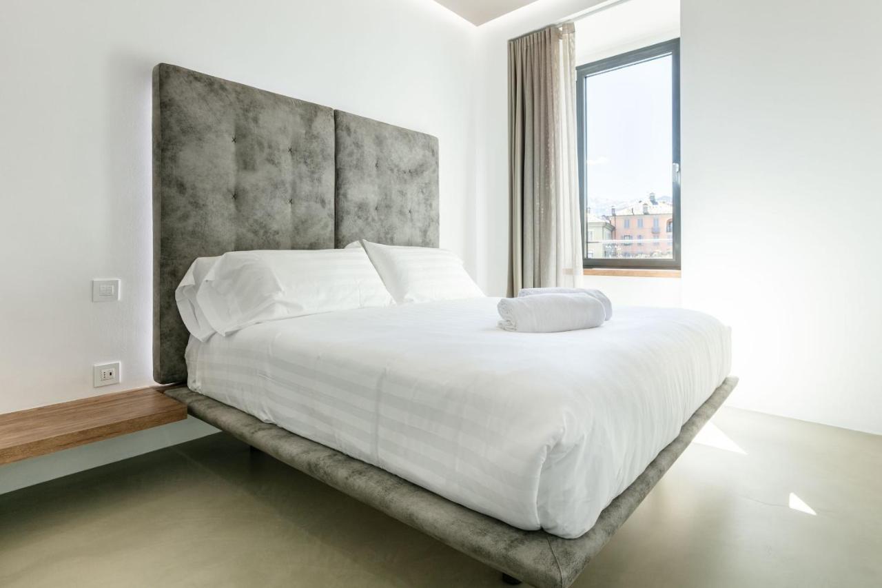 Domus Cavour Rooms&Suites Тирано Екстериор снимка