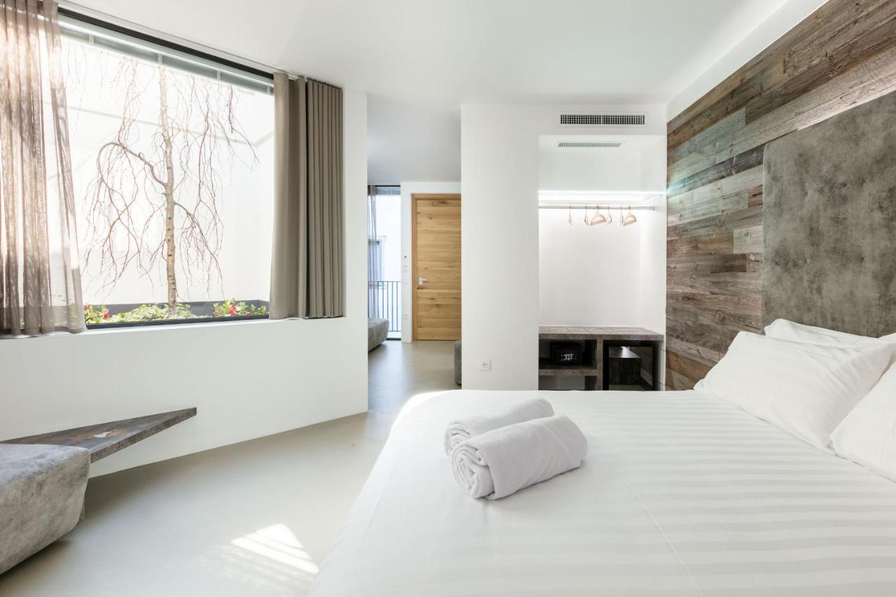 Domus Cavour Rooms&Suites Тирано Екстериор снимка